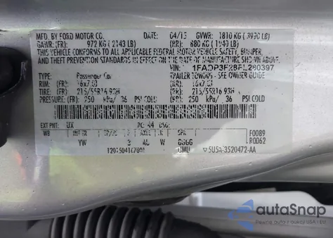 2015 Ford Focus Se z USA, uszkodzony, nr VIN 1FADP3F28FL280397